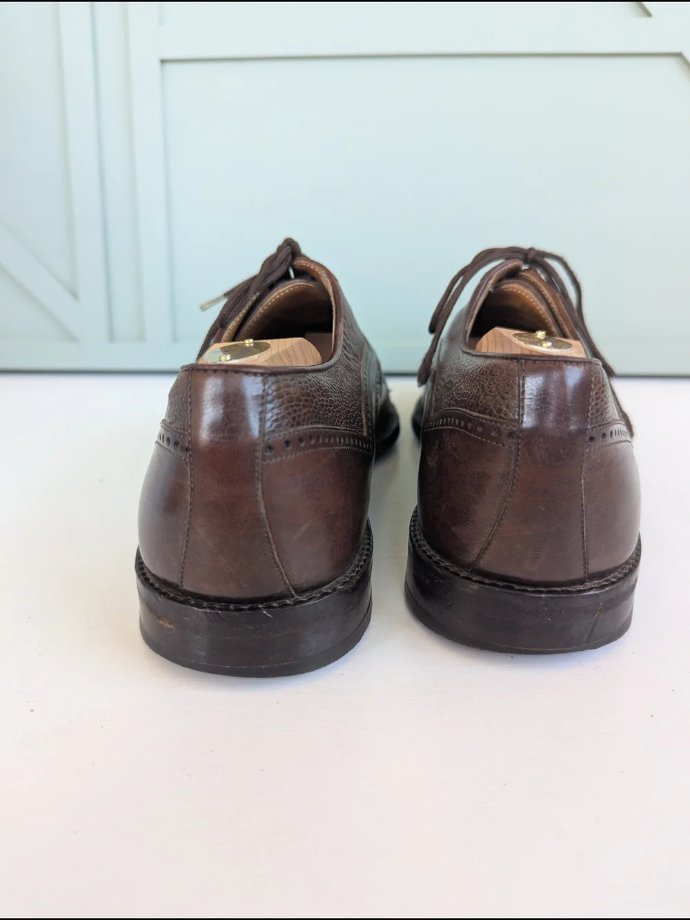 Mezlan oxford dress shoes featuring an exotic multi- material textured construct